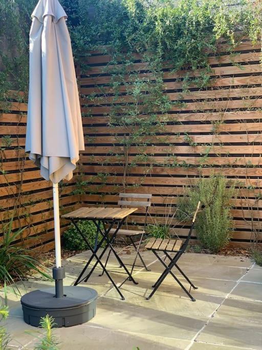 Au Fond Du Jardin Appartement